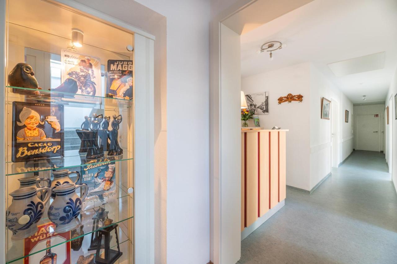 Hotel Am Kirchplatz Uberlingen Esterno foto