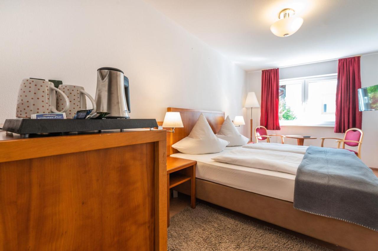 Hotel Am Kirchplatz Uberlingen Esterno foto