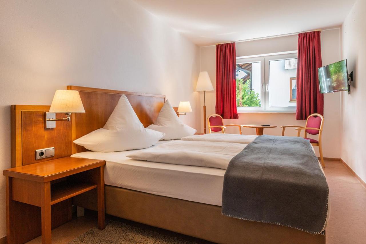 Hotel Am Kirchplatz Uberlingen Esterno foto