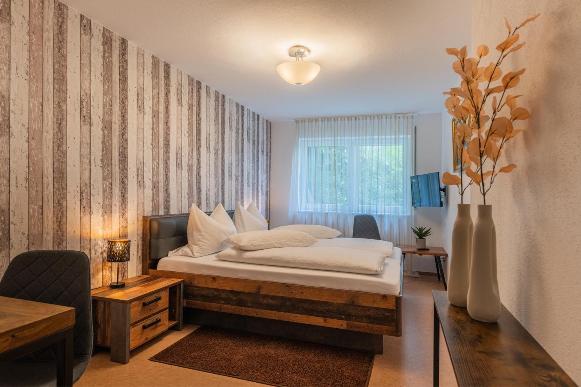 Hotel Am Kirchplatz Uberlingen Esterno foto